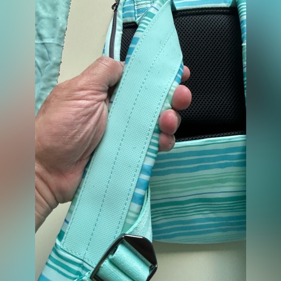 LUG HOVERCAR BACKPACK LOVE WAVES AQUA NWT - Picture 2 of 7
